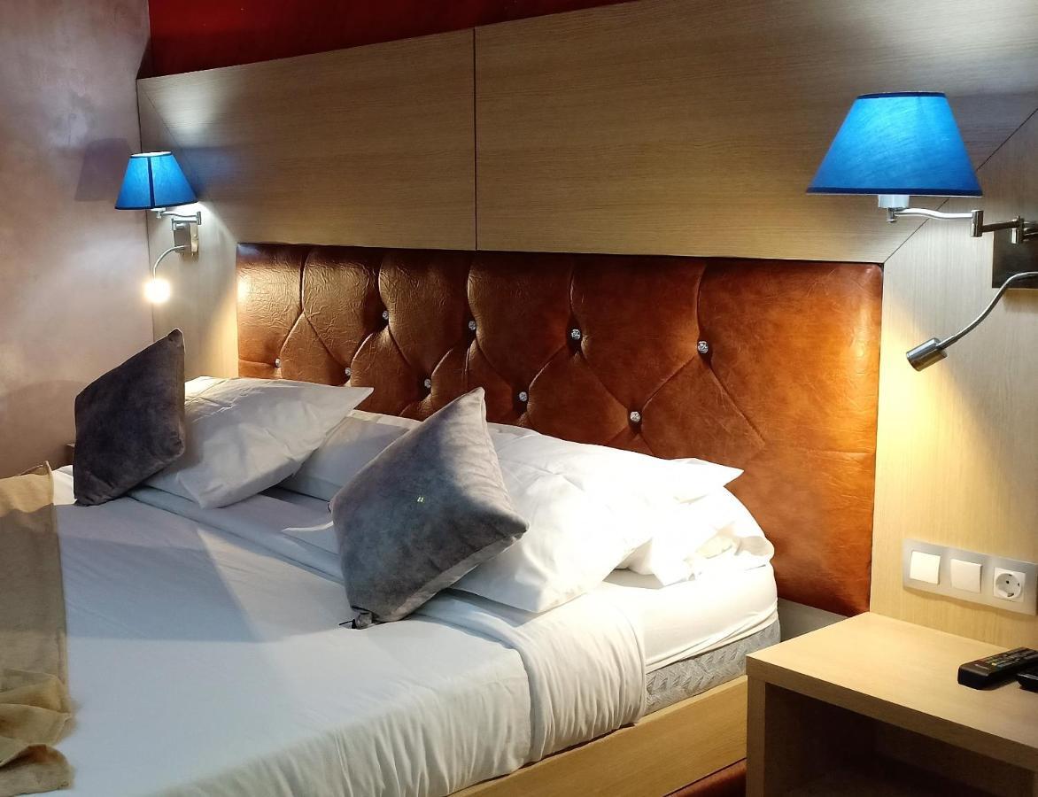 Hotel Amsterdam Rouiba ภายนอก รูปภาพ