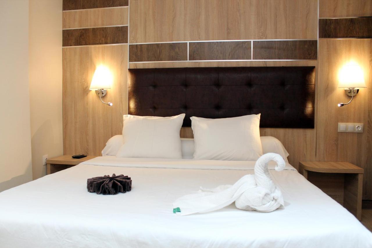 Hotel Amsterdam Rouiba ภายนอก รูปภาพ